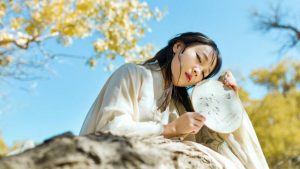 婚后老是怀念初恋，我到底该怎么走出这种情绪呢？