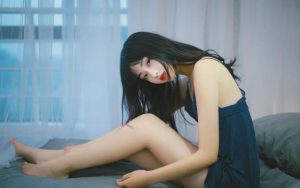 恋爱两年了，我对婚姻感情很不安，要怎么消除这种不安呢？