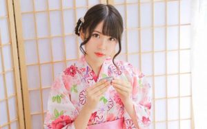 还没结婚，就担心婚后和婆婆相处不好导致抑郁，该用什么办法解决这种担忧呢？