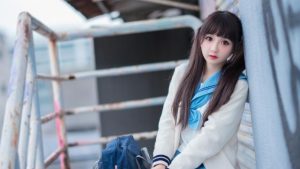 老婆总聊天闹离婚，我该怎么化解这个困境？